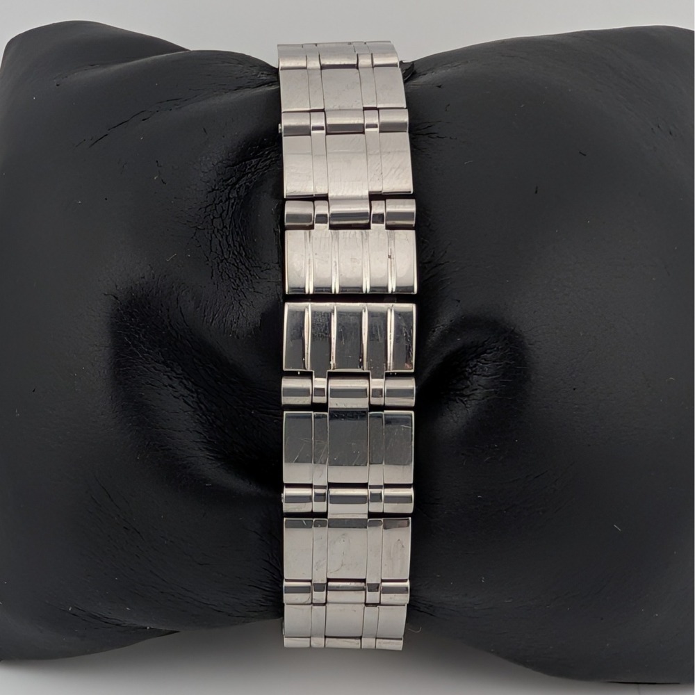 Citizen Eco-Drive B023-S001439 Square MOP Dial Women's Watch Crystal Accent SS - Picture 7 of 10